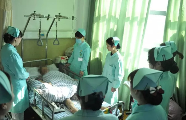 常態(tài)化開展護理三級查房提升?？谱o理內(nèi)涵